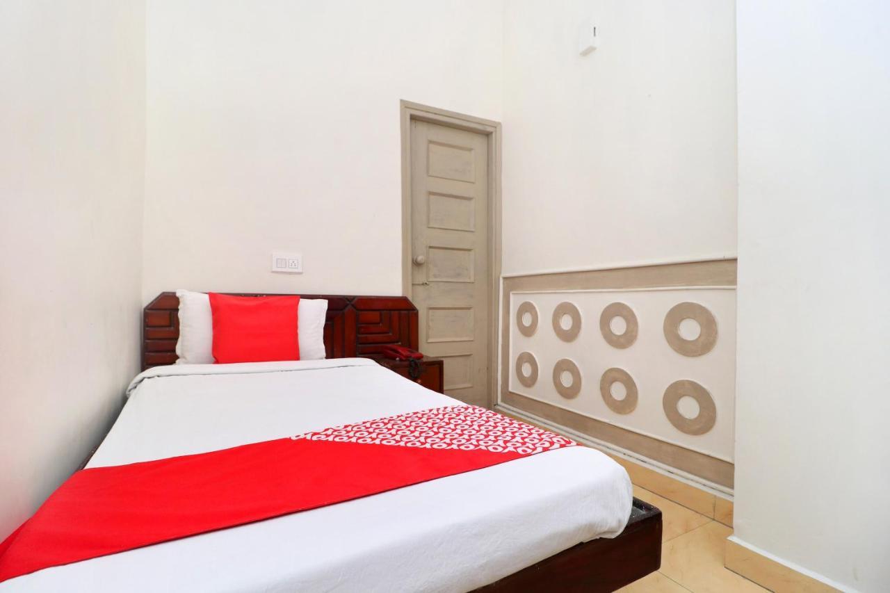 Oyo 16098 Hotel Amrit Jalandhar Exterior photo